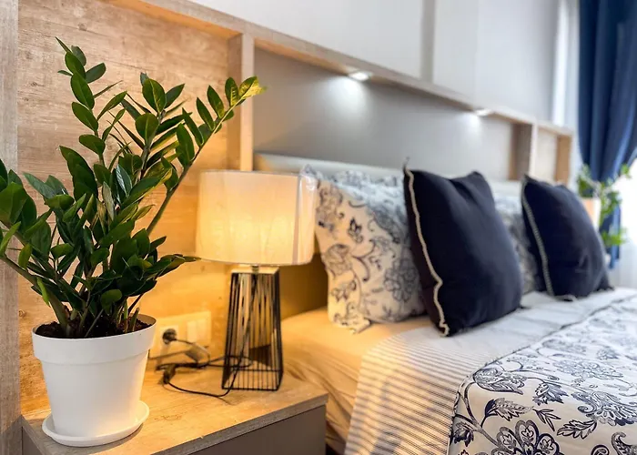 Apartment Alondras Park Charm *